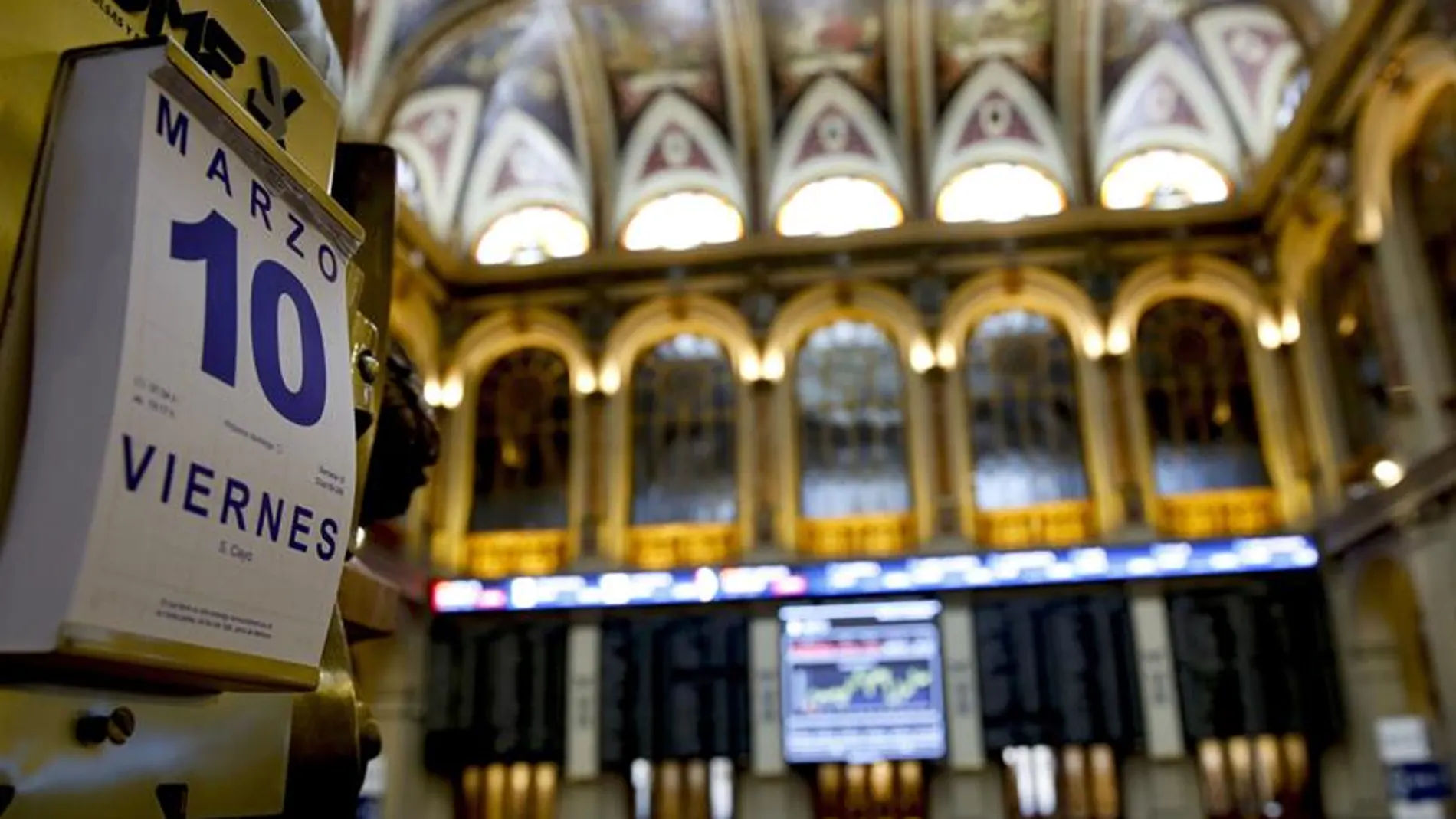 La bolsa española conquista los 10.000 puntos La bolsa española conquista los 10.000 puntos