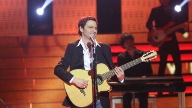 Fran Valenzuela se deja el alma sobre el escenario con ‘Corazón partío’ de Alejandro Sanz