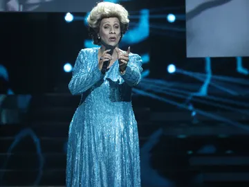 Cristóbal Garrido se transforma en Olga Guillot para interpretar el tema ‘Soy lo prohibido’ Cristóbal Garrido se transforma en Olga Guillot para interpretar el tema ‘Soy lo prohibido’