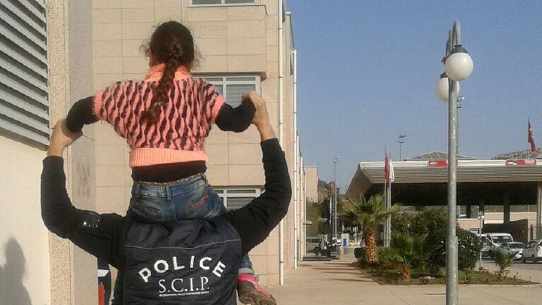 Emma, la ni&ntilde;a secuestrada hace cinco a&ntilde;os, regresa a Italia