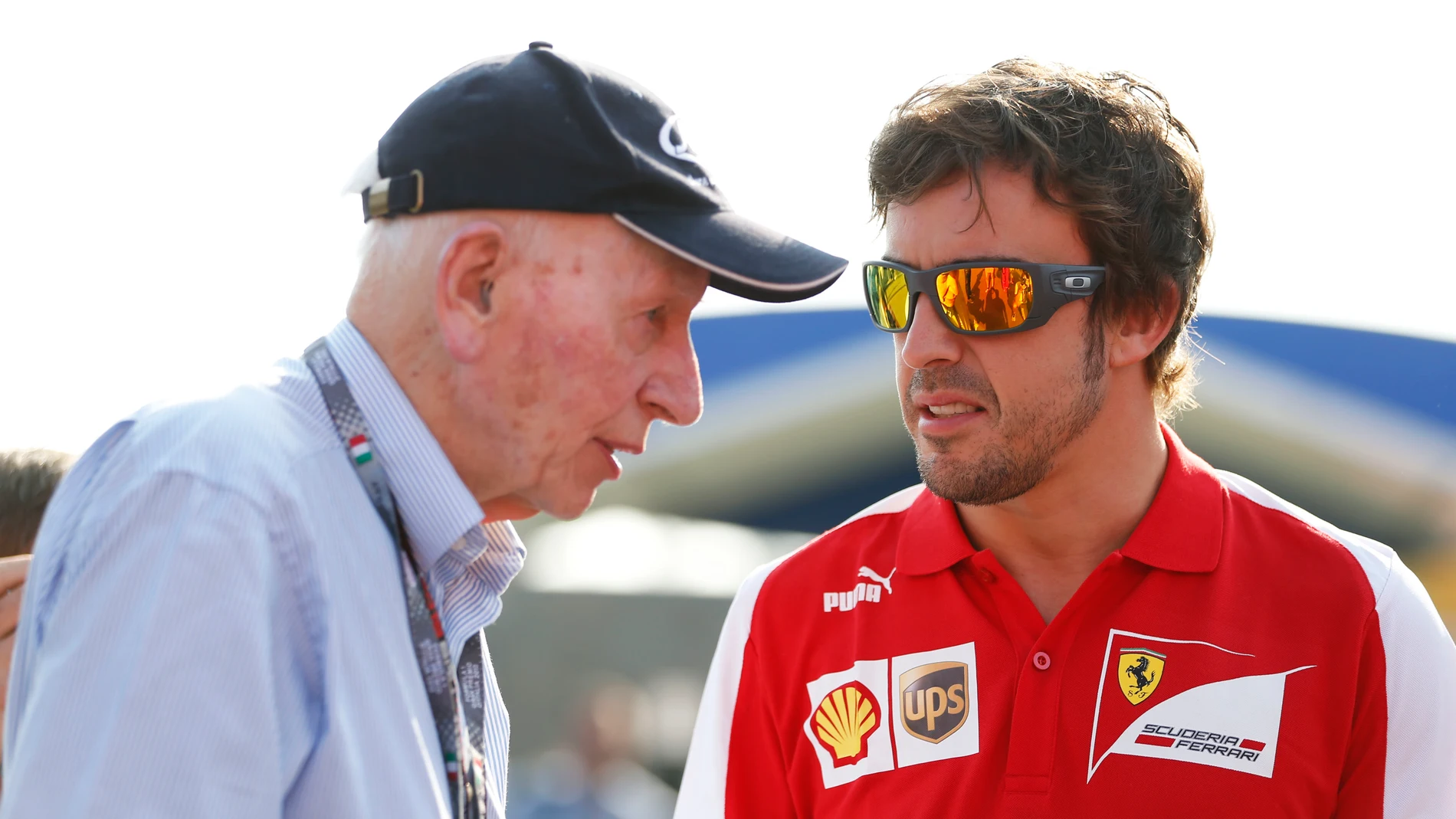 John Surtees, junto a Fernando Alonso en 2013