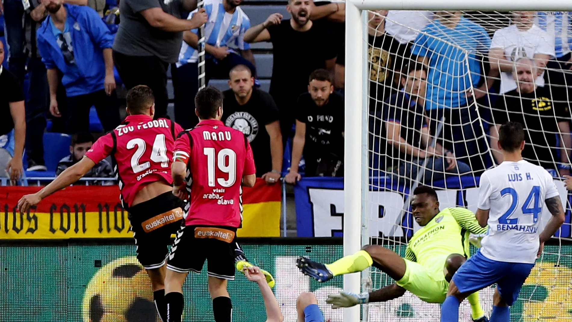 Feddal celebra su gol contra el Málaga Feddal celebra su gol contra el Málaga