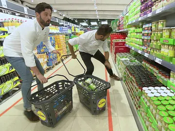 Acalorante carrera en el supermercado para poder cocinar en la prueba de inmunidad Acalorante carrera en el supermercado para poder cocinar en la prueba de inmunidad