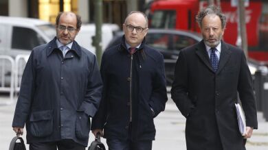 Restoy y Segura defienden que extremaron precauciones en la salida a Bolsa de Bankia