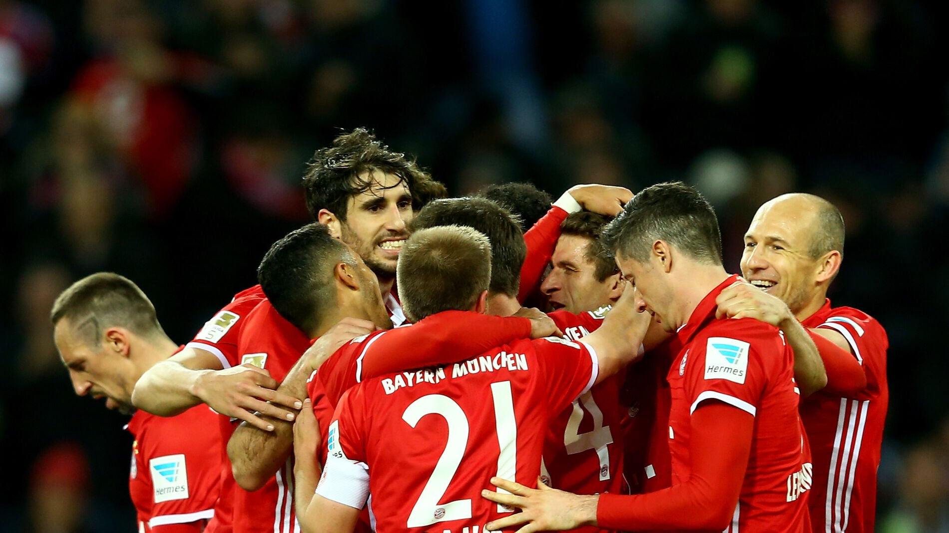 El Bayern de M&uacute;nich celebrando su gol