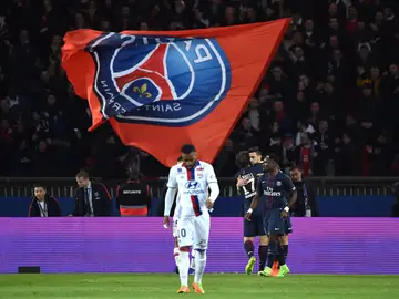 Los jugadores del PSG celebrando un gol Los jugadores del PSG celebrando un gol