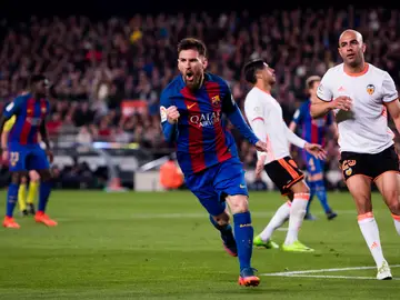 Leo Messi celebrando un gol frente al Valencia Leo Messi celebrando un gol frente al Valencia