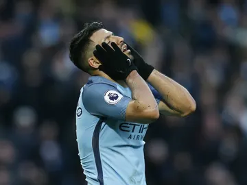 Agüero se lamenta Agüero se lamenta