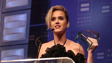 Katy Perry durante su discurso en la gala HRC National Equality Award