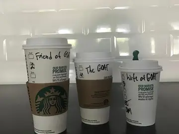 El 'troleo' de un dependiente de Starbucks a Michael Phelps El 'troleo' de un dependiente de Starbucks a Michael Phelps
