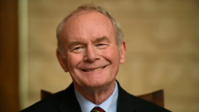 Muere a los 66 años Martin McGuinness, ex viceministro principal de Irlanda del Norte 
