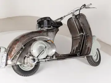 La Vespa 98, en subasta La Vespa 98, en subasta