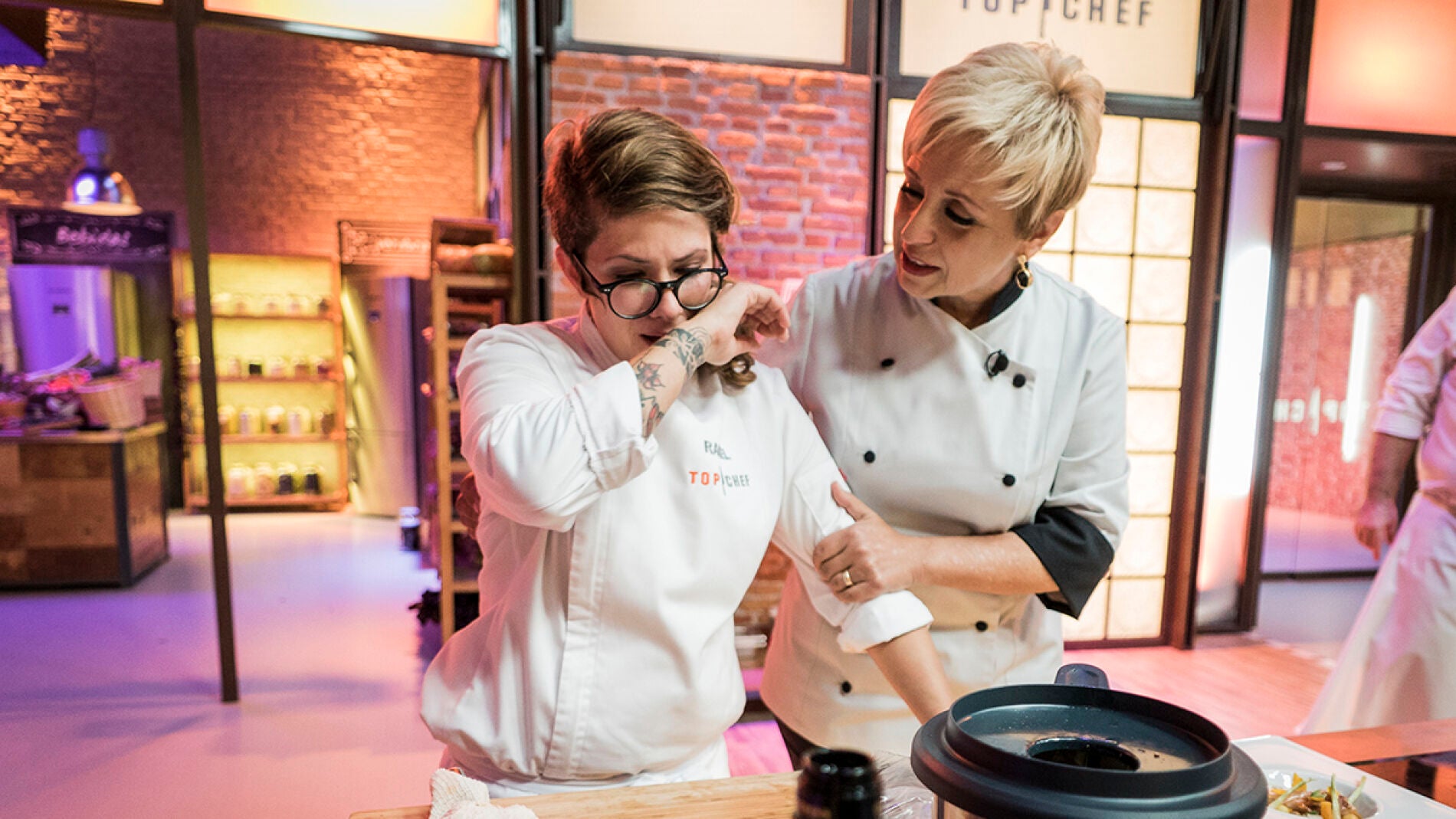 Rakel se hunde ante una tensi&oacute;n insostenible