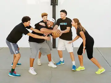 La familia Ball, obsesionada con el baloncesto La familia Ball, obsesionada con el baloncesto
