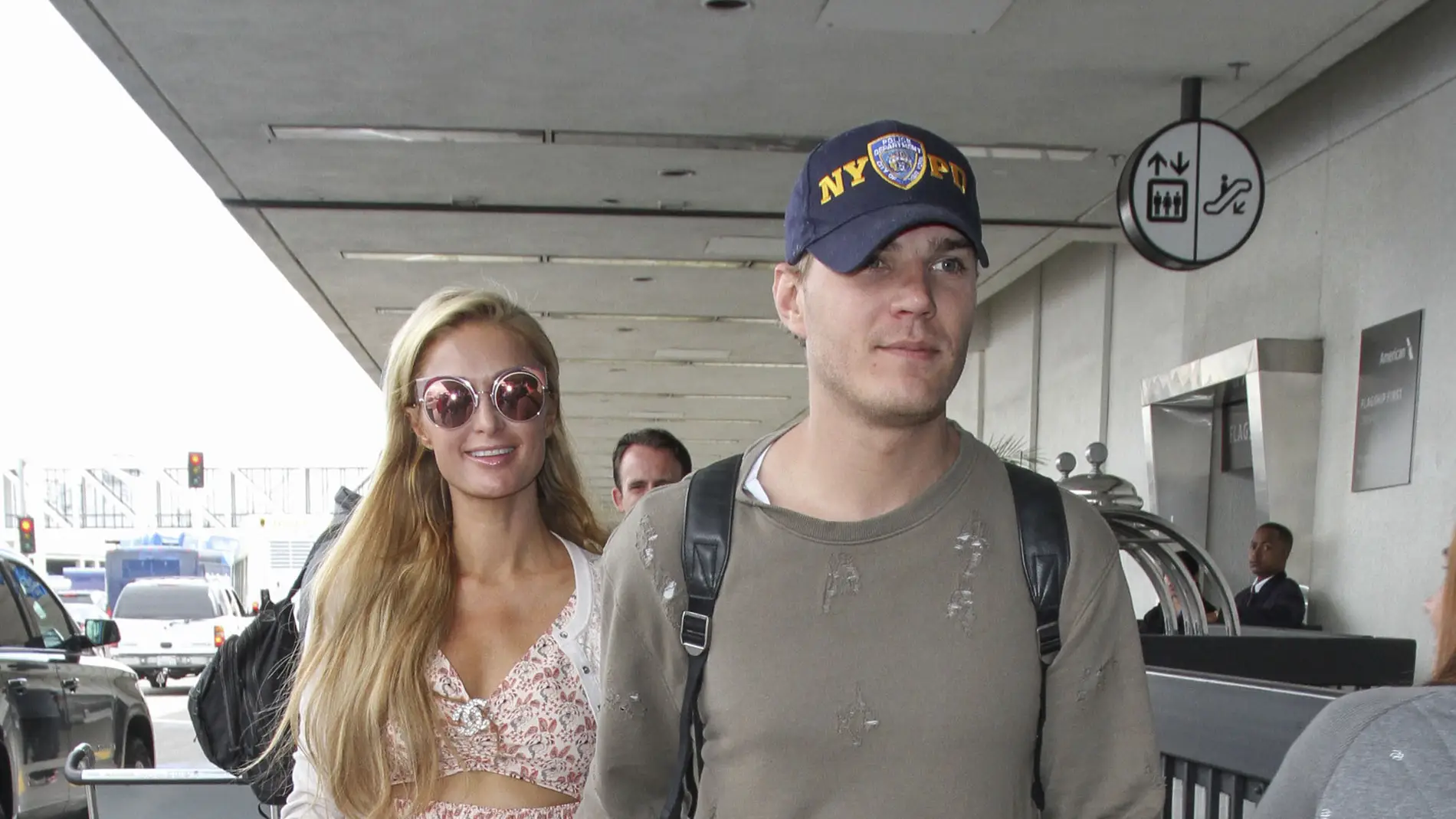 Paris Hilton y su novio, Chris Zylka, inseparables