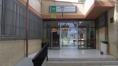 Detienen a un padre por agredir al profesor de su hijo en Almería
