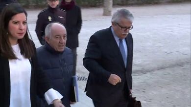 Fernández Ordóñez intenta desacreditar los informes que alertaban del mal estado de Bankia antes de su salida a Bolsa