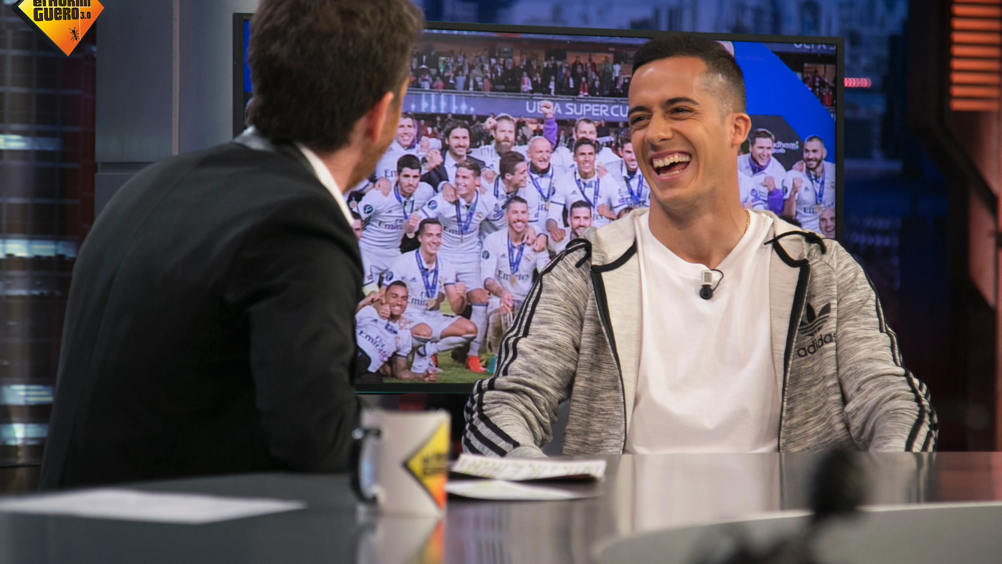 Lucas Vázquez cuenta la verdad detrás de los malabares de la suerte en el penalti de la final de la Champions Lucas Vázquez cuenta la verdad detrás de los malabares de la suerte en el penalti de la final de la Champions