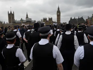 Minuto de silencio en solidaridad por las víctimas del atentado en Londres Minuto de silencio en solidaridad por las víctimas del atentado en Londres