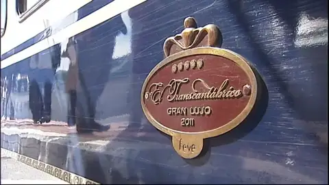 Frame 16.949333 de: El tren puede ser una original alternativa hacer turismo de paisaje, histórico o temático Frame 16.949333 de: El tren puede ser una original alternativa hacer turismo de paisaje, histórico o temático