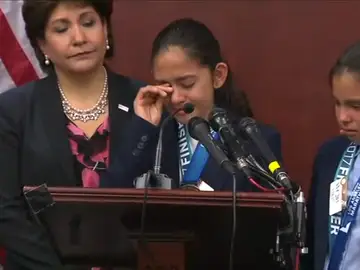Fátima da su discurso en el Senado de EEUU Fátima da su discurso en el Senado de EEUU