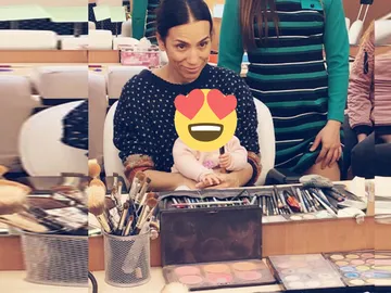 Los Gómez reciben el nuevo bebé de Manolita en el rodaje de 'Amar es para siempre' Los Gómez reciben el nuevo bebé de Manolita en el rodaje de 'Amar es para siempre'