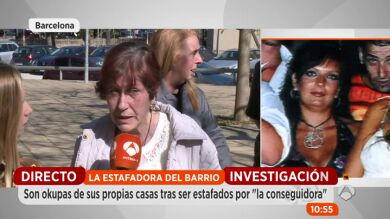 Obligadas a vivir de okupas en su propia casa después de ser estafadas por 'la conseguidora' de Barcelona