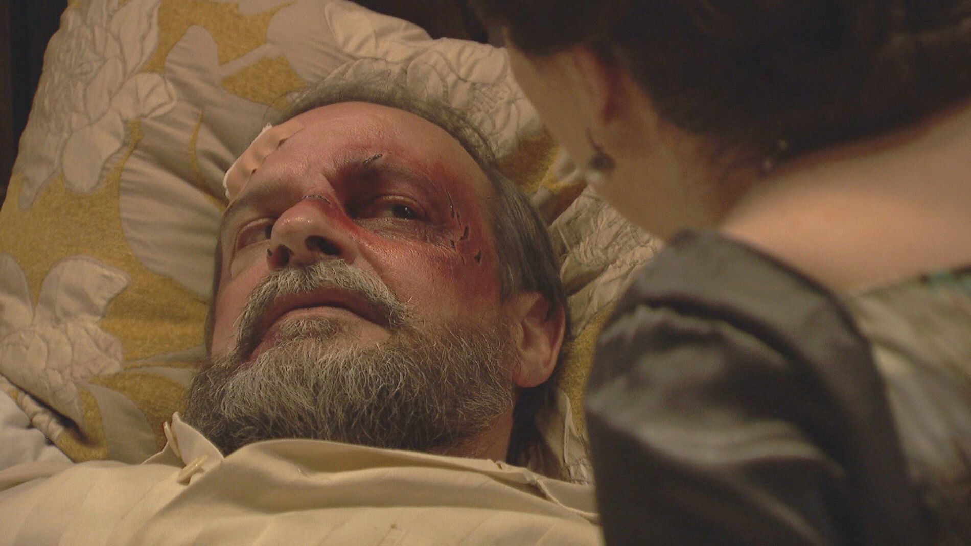 Raimundo despierta de su sue&ntilde;o sin reconocer a Francisca