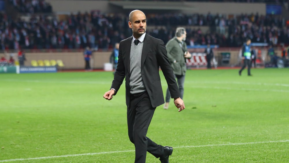 Pep Guardiola en un partido