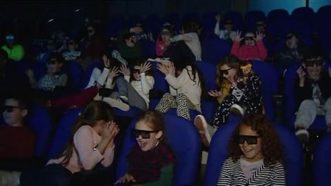 Frame 4.914435 de: La sala de cine 4D m&aacute;s grande de Espa&ntilde;a abre sus puertas en Valencia