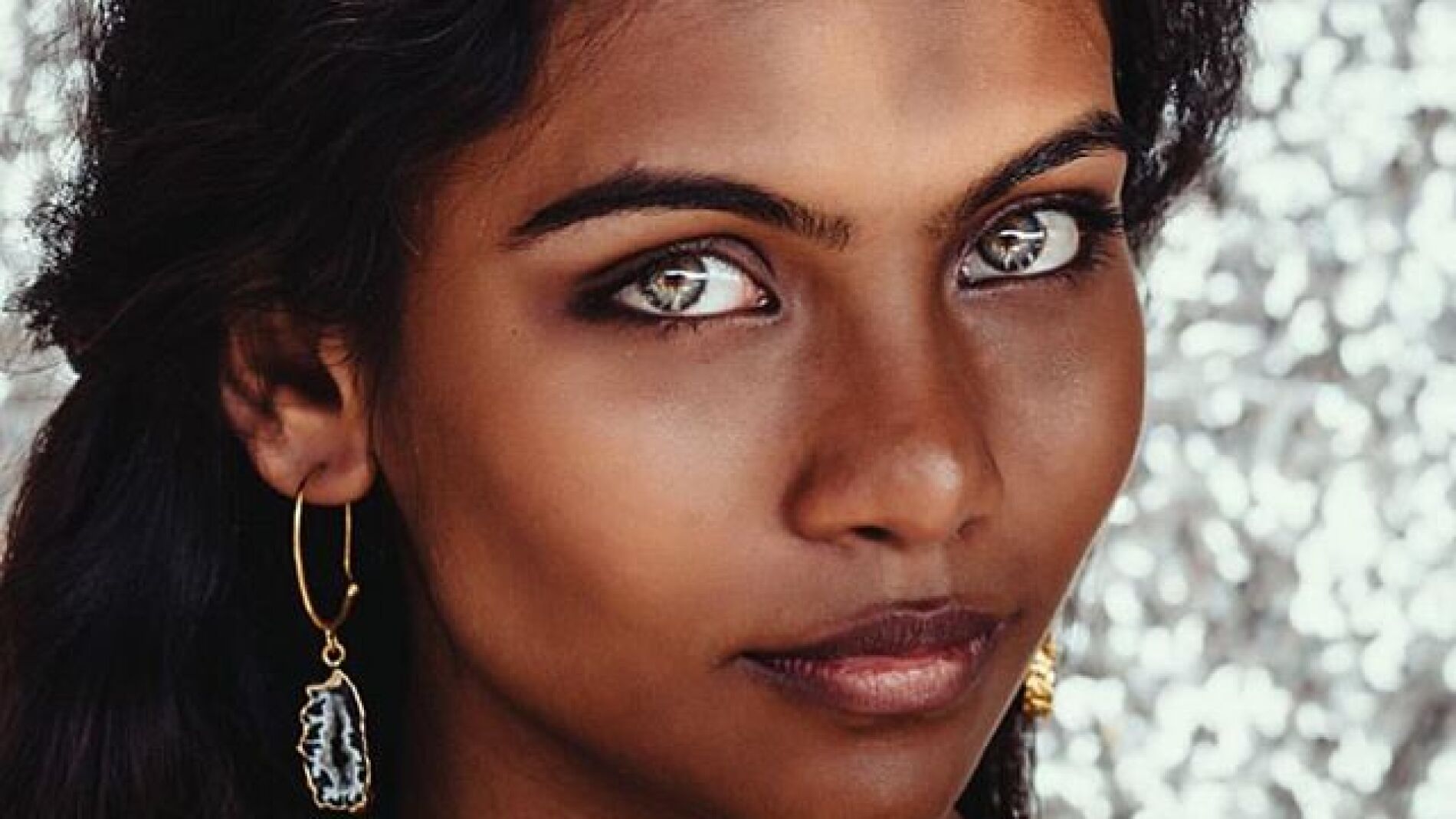 Hallan muerta a la joven que fue protagonista en Vogue 