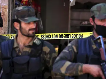 Oficiales de seguridad en Pakistán Oficiales de seguridad en Pakistán