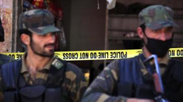 Oficiales de seguridad en Pakistán