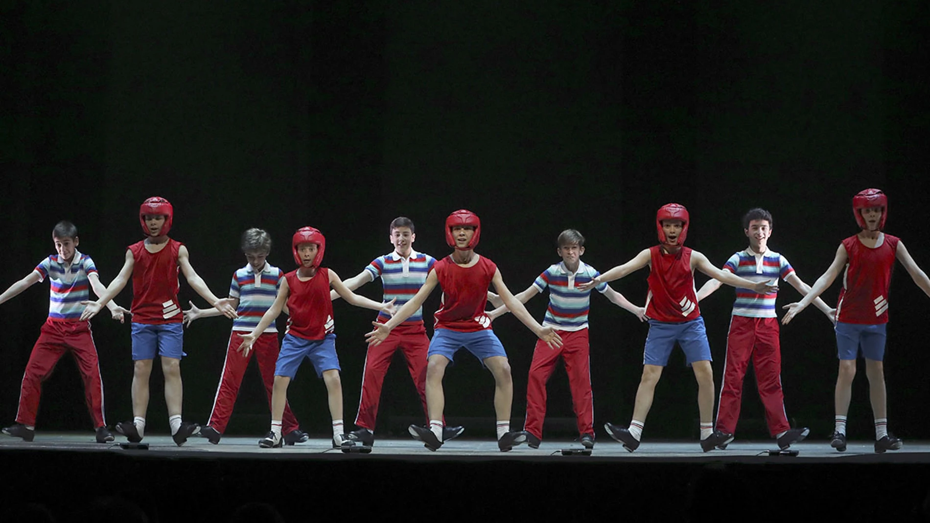 Un momento del ensayo del musical 'Billy Elliot' Un momento del ensayo del musical 'Billy Elliot'