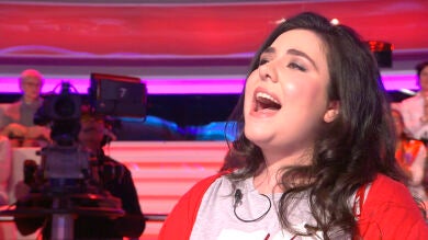 Bárbara Redondo pone en pie al plató de '¡Ahora Caigo!' con su imitación de Adele
