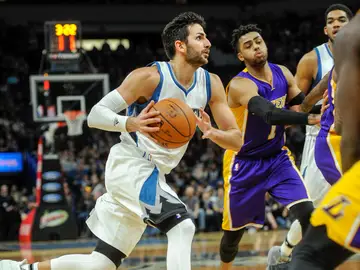 Ricky Rubio, en acción ante los Lakers Ricky Rubio, en acción ante los Lakers