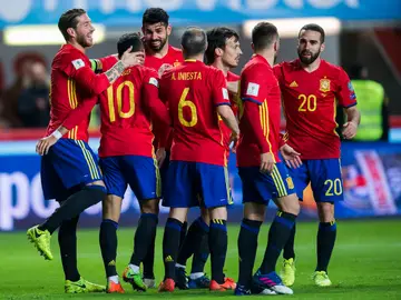 Jugadores de España celebrando un gol Jugadores de España celebrando un gol