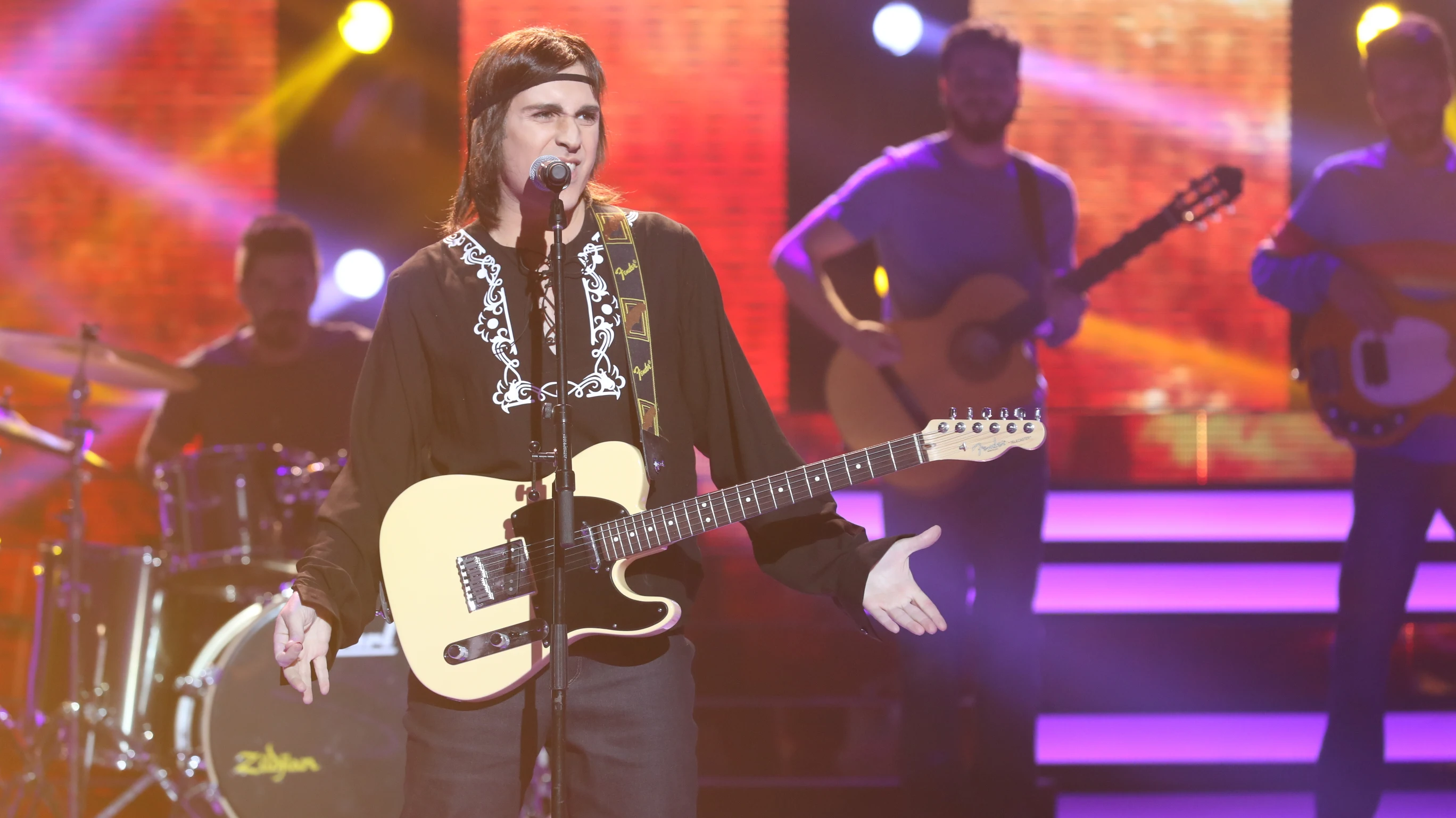 Keunam arrasa en el plató cantando ‘A Dios le pido’ de Juanes Keunam arrasa en el plató cantando ‘A Dios le pido’ de Juanes
