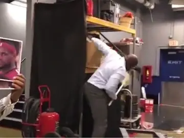 Shaquille O´Neal cabreado Shaquille O´Neal cabreado