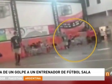 Frame 6.534354 de: FutbolSalaA3D Frame 6.534354 de: FutbolSalaA3D