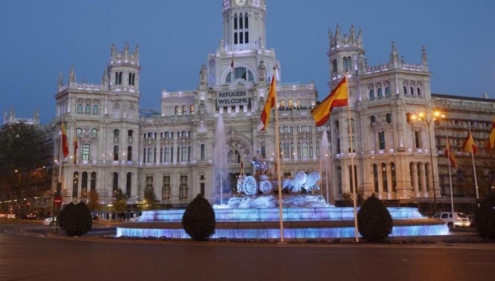 Cibeles se viste de azul en el Día Mundial del Autismo