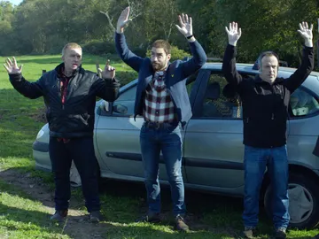 La ertzaintza detiene a la cuadrilla al completo La ertzaintza detiene a la cuadrilla al completo