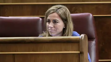Carme Chacón, en su escaño en el congreso Carme Chacón, en su escaño en el congreso