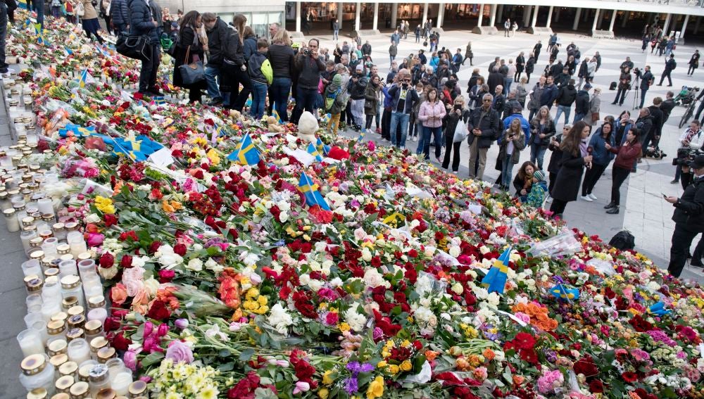 Homenajes en Estocolmo tras el atentado