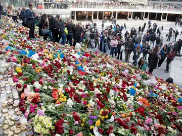 Homenajes en Estocolmo tras el atentado Homenajes en Estocolmo tras el atentado