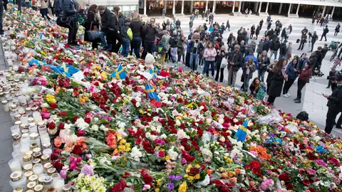 Homenajes en Estocolmo tras el atentado Homenajes en Estocolmo tras el atentado