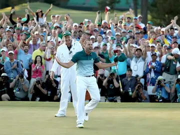 Sergio García celebra su histórico triunfo en el Masters de Augusta Sergio García celebra su histórico triunfo en el Masters de Augusta