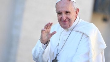 El Vaticano abre "la lavandería del Papa" para personas sin hogar 