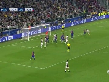 Frame 3.642642 de: Chiellini deja en evidencia a Mascherano y marca el 3-0 de cabeza a la salida de un córner