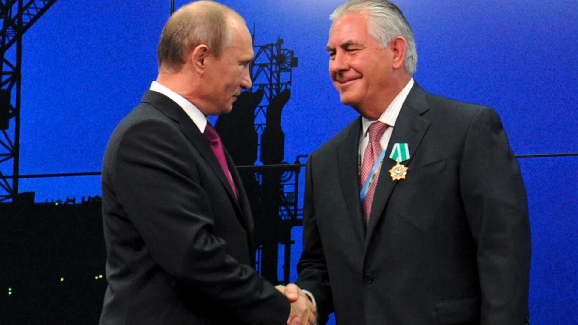 Vladímir Putin y Rex Tillerson Vladímir Putin y Rex Tillerson